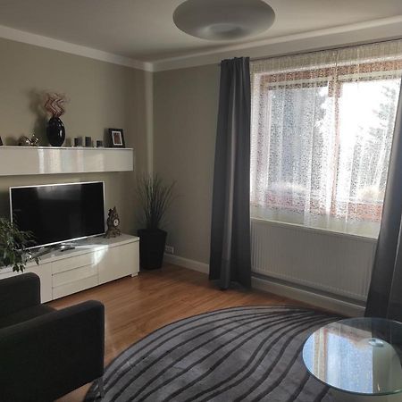 Domo Apartment Stredokluky Luaran gambar