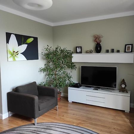Domo Apartment Stredokluky Luaran gambar